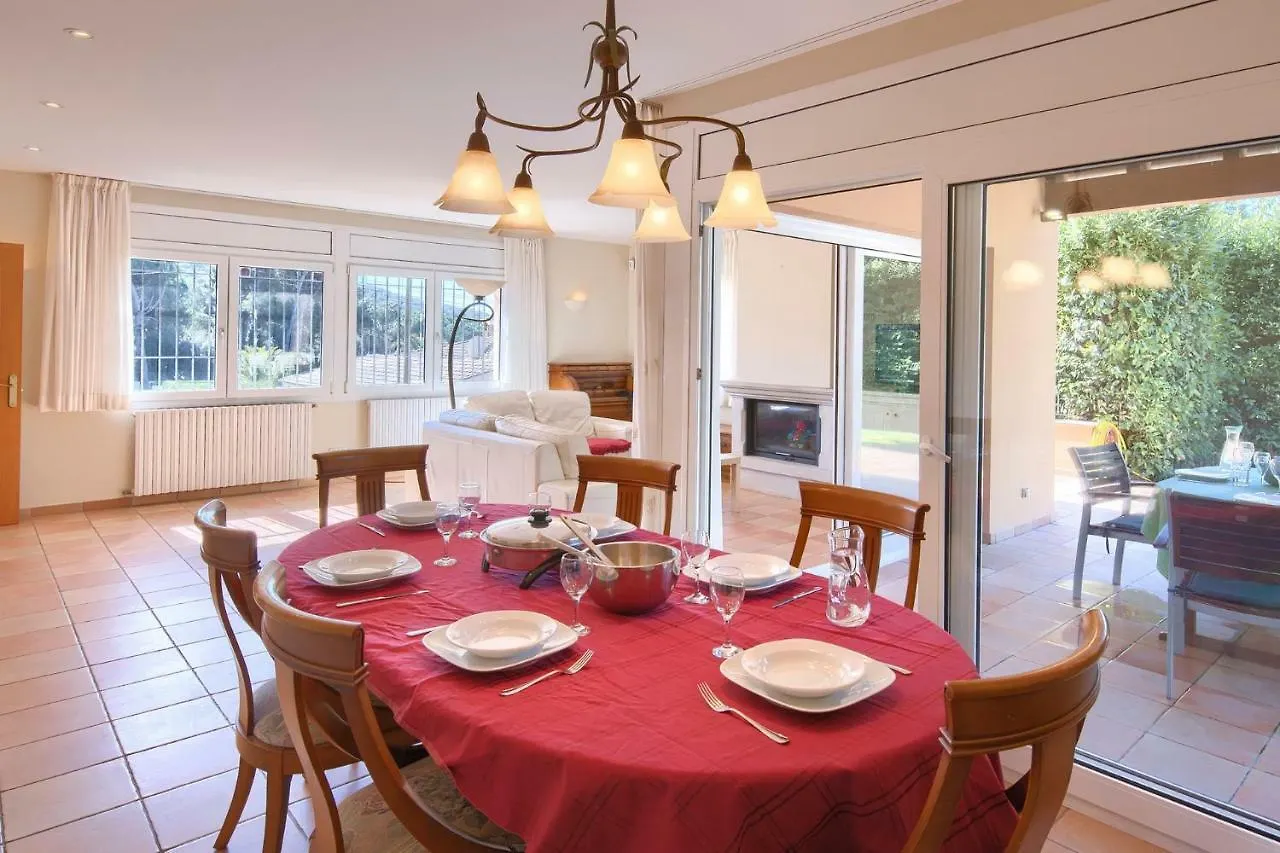 5 Bedroom House In Begur With Private Pool And Garden 0*,  Espanha